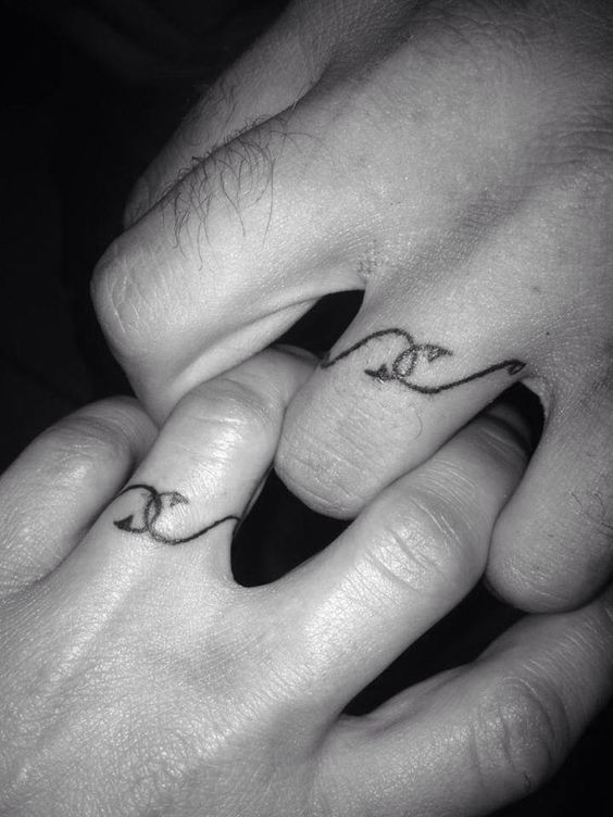 20 Wedding Ring Tattoo Ideas