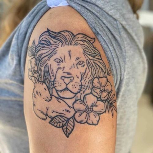 21 Shoulder Lion Tattoo: Showcase Power and Beauty