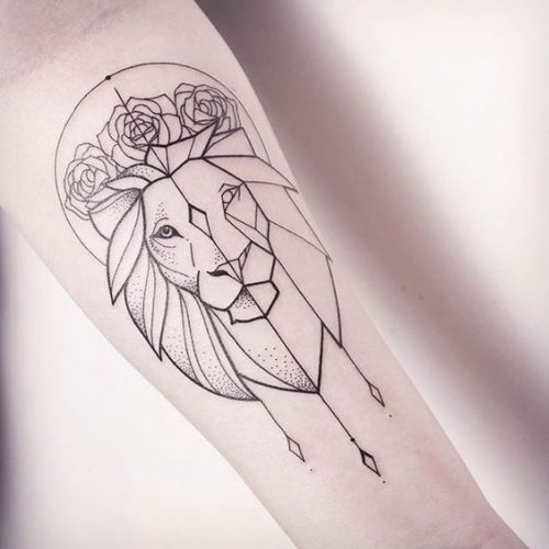 27 Easy Lion Tattoo Ideas: Simple yet Meaningful Designs