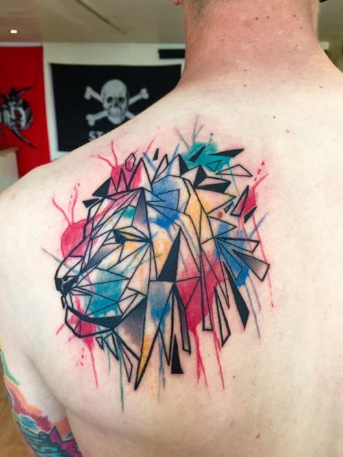 27 Geometric Lion Tattoo: Striking Designs with Angular Elements ...