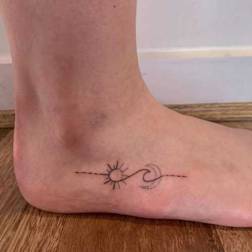 22 Small Foot Tattoos for Women Ideas: Elegant and Chic Foot Ink