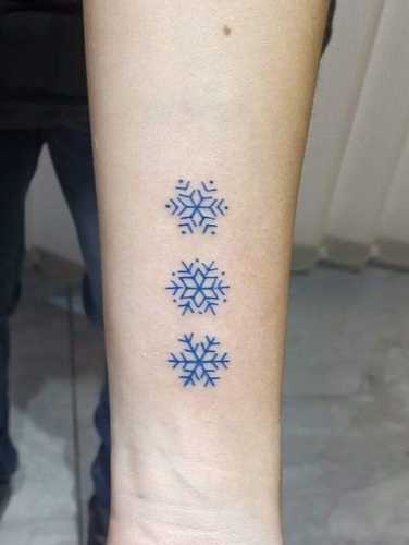 20 Winter Tattoo Ideas