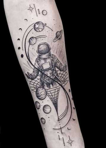 27 Astronaut Tattoo Ideas