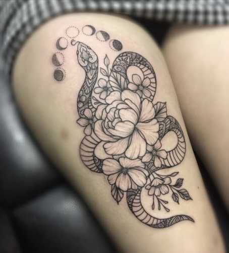 23 Snake Tattoos on Thigh Ideas for Alluring Art