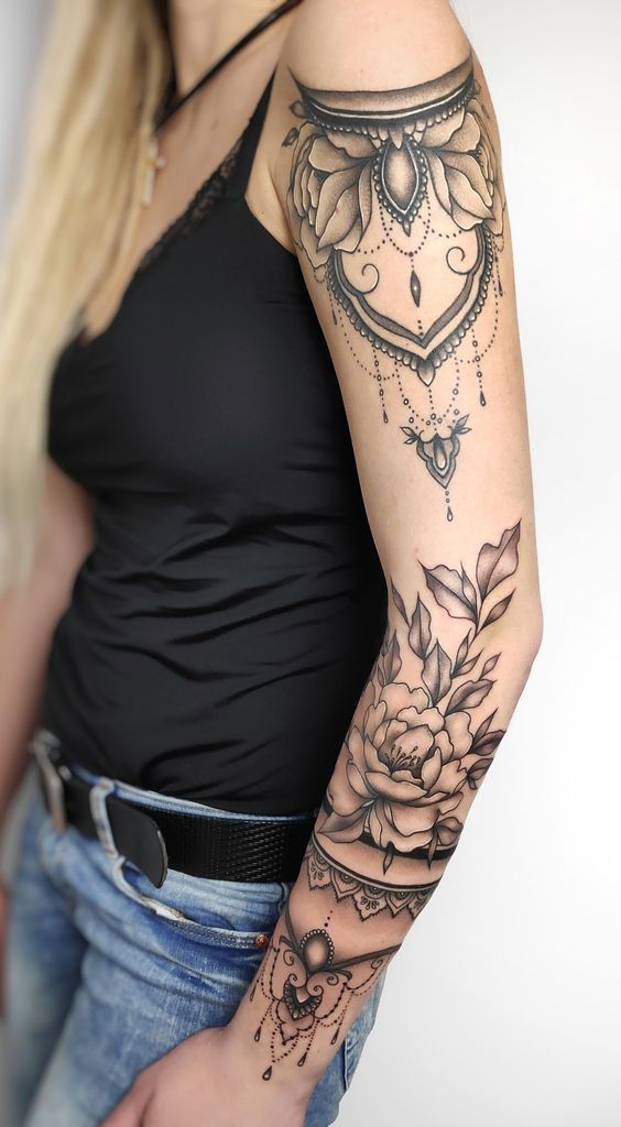 19 Female Tattoo Ideas 2024