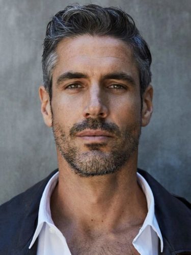 2024&#8217;s Definitive 18 Guide to Grey Beards for Men: Style Elegance at Any Age