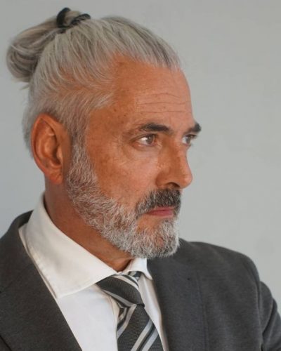 2024&#8217;s Definitive 18 Guide to Grey Beards for Men: Style Elegance at Any Age