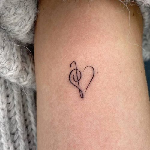 Unique Treble Clef Tattoo Ideas 2025: Discover Designs for Music Lovers&#8217; Ankles, Wrists &#038; More!