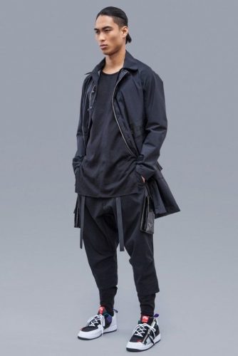 Explore 20 Techwear Styles for 2025: Futuristic &#038; Functional Men&#8217;s Urban Fashion
