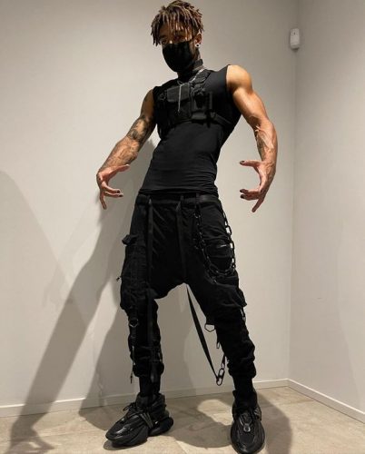 Explore 20 Techwear Styles for 2025: Futuristic &#038; Functional Men&#8217;s Urban Fashion