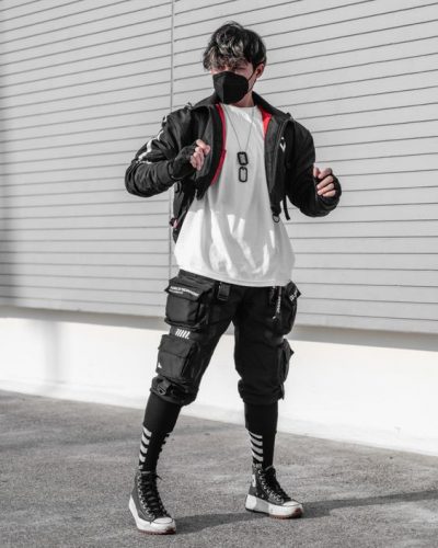 Explore 20 Techwear Styles for 2024: Futuristic & Functional Men's ...