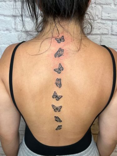 Discover 17 Stunning Spine Tattoo Designs for Women in 2025 – Explore Unique, Meaningful Art