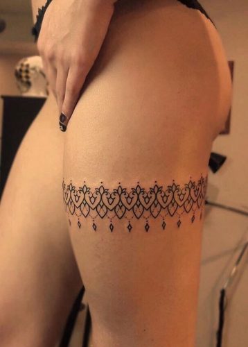 Unveil 2025&#8217;s Top 15 Thigh Cuff Tattoo Trends: From Polynesian Patterns to Cosmic Bands
