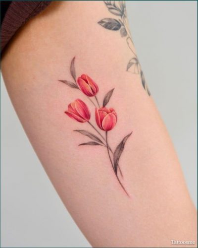 Embrace Nature&#8217;s Elegance: 15 Chic Small Floral Tattoo Designs for Every Style in 2025