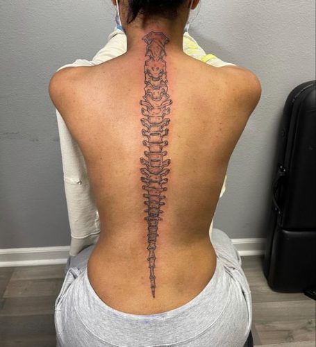 Discover 17 Stunning Spine Tattoo Designs for Women in 2025 – Explore Unique, Meaningful Art