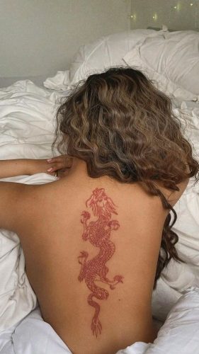 Discover 17 Stunning Spine Tattoo Designs for Women in 2025 – Explore Unique, Meaningful Art