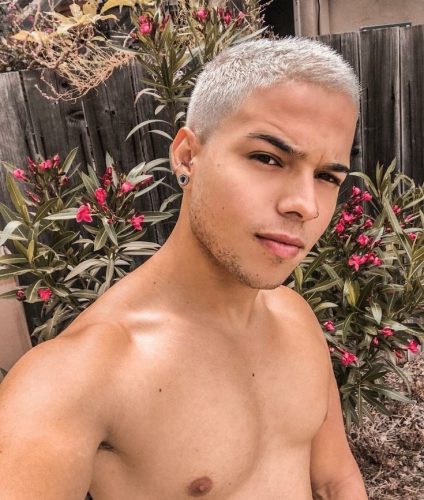 Explore Top 20 Blond Men&#8217;s Haircuts for 2025: Trendy Styles
