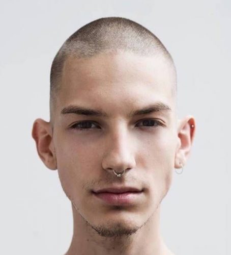 17 Haircuts for Oval Faces Men Ideas for 2025