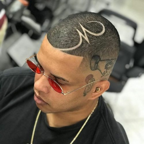 Explore Top 18 Short Hairstyles for Black Men in 2025: Fades, Twists, Dyes &#038; More!