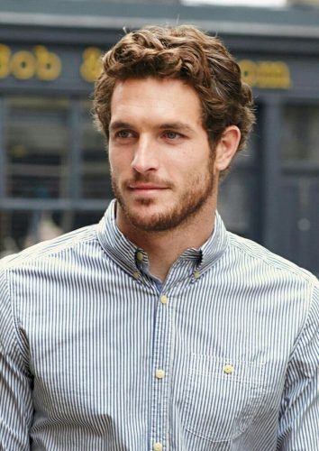 Top 20 Curly Hair Men&#8217;s Haircuts for 2025: Trendy Styles, Tips, and Inspiration