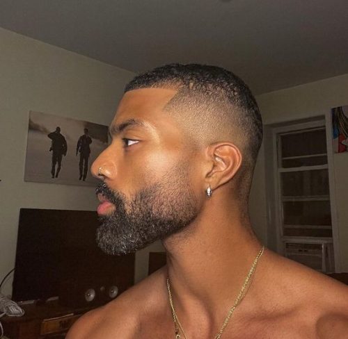 Explore Top 18 Short Hairstyles for Black Men in 2025: Fades, Twists, Dyes &#038; More!