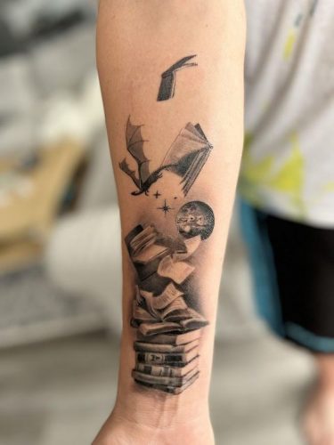 20 Book Tattoo Ideas for 2025: Explore Unique Literary Ink Designs for Bibliophiles