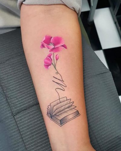 20 Book Tattoo Ideas for 2025: Explore Unique Literary Ink Designs for Bibliophiles