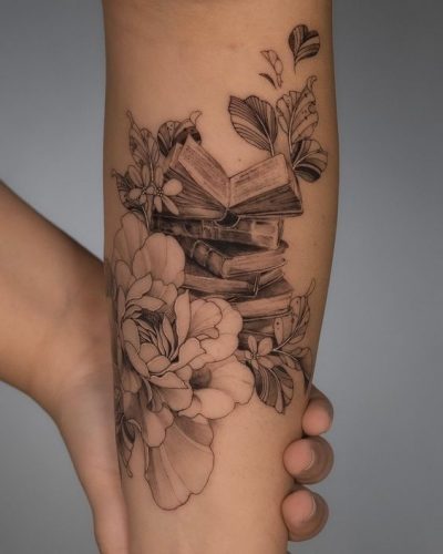 20 Book Tattoo Ideas for 2025: Explore Unique Literary Ink Designs for Bibliophiles