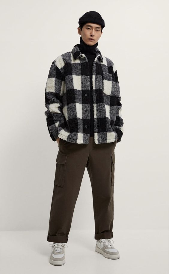 19 Black Fall Outfit Ideas for Men in 2025: From Casual Streetwear to Sophisticated Urban Styles