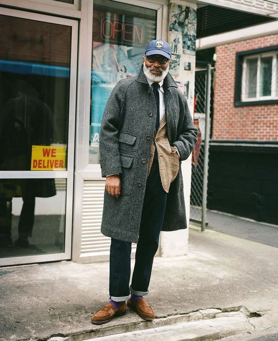 Explore 22 Stylish Hat Outfits for Men in 2025: From Urban Cowboy to Refined Canine Companion