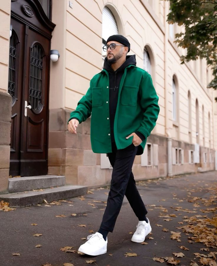 Explore 2025&#8217;s Top Men&#8217;s Fall Street Outfits: From Classic Elegance to Urban Streetwear Trends