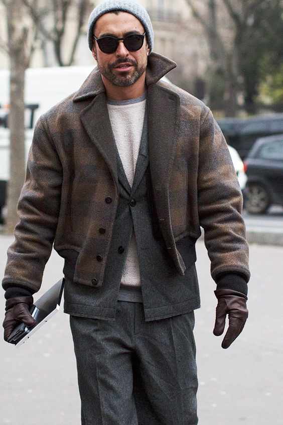 Explore 22 Stylish Hat Outfits for Men in 2025: From Urban Cowboy to Refined Canine Companion