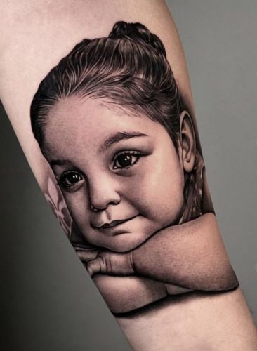 Explore 17 Unique Portrait Tattoo Ideas: From Realistic Pets to Pop Culture Mashups &#8211; Discover Your Perfect Design