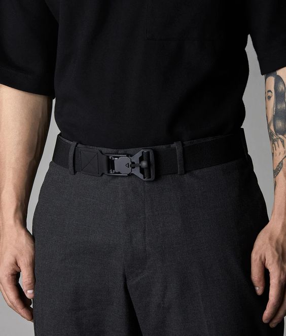 22 Stylish Belt Outfits for Men in 2025: From Classic Leather to Bold Chains &#8211; Elevate Your Style