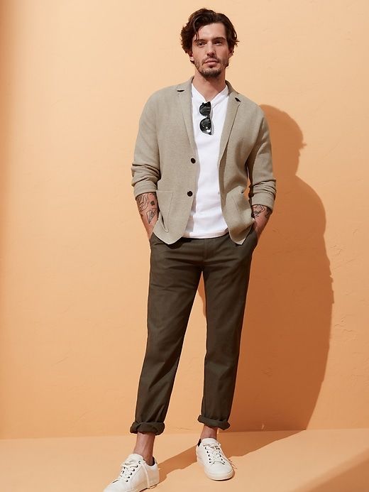 20 Trendsetting Fall Outfit Ideas for Men in 2025: From Casual Comfy to Sophisticated Elegance