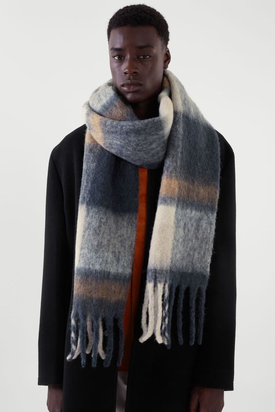 Elevate Your Style: Discover 20 Chic Men&#8217;s Outfits with Scarves for 2025 &#8211; Trendy and Timeless Looks