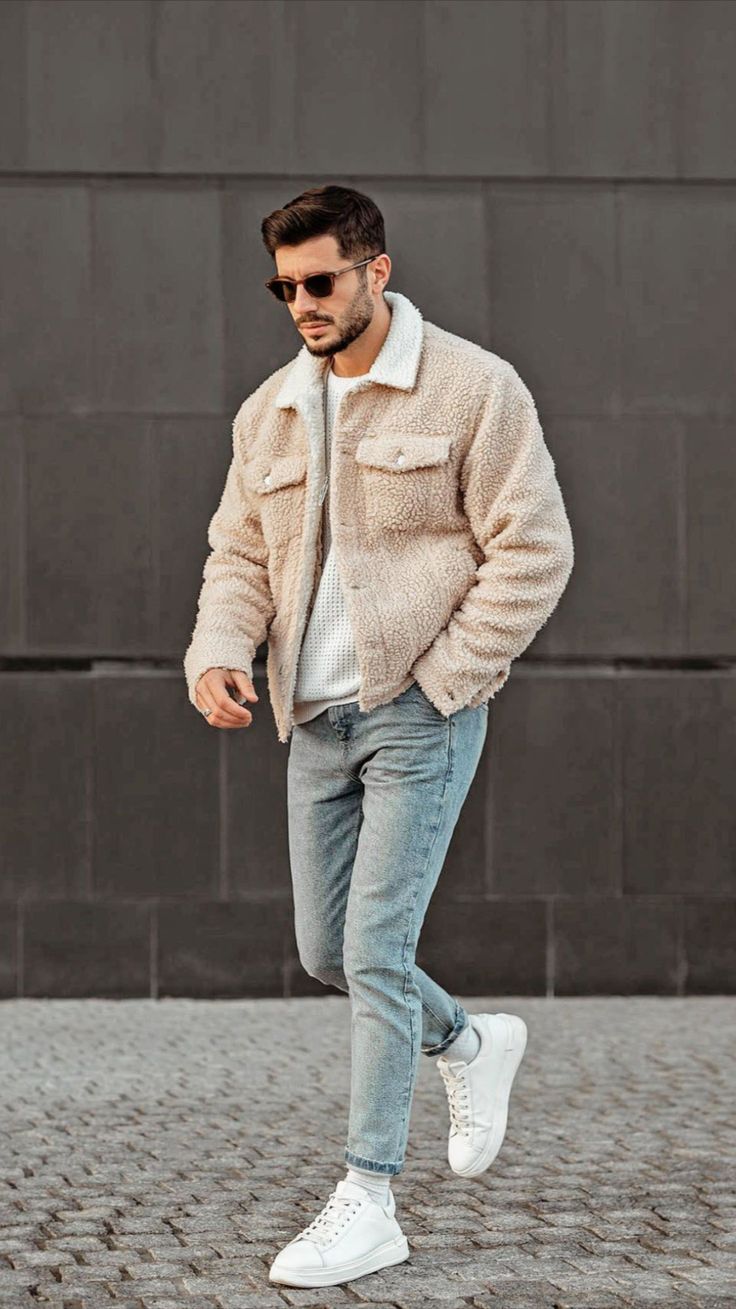 20 Trendsetting Fall Outfit Ideas for Men in 2025: From Casual Comfy to Sophisticated Elegance