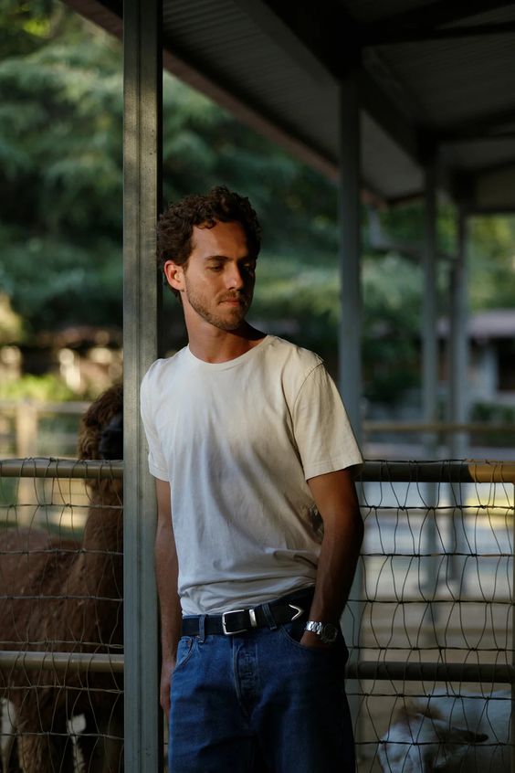 18 Stylish Belt Outfits for Men in 2025: Trendy Ideas from Casual to Sophisticated Styles