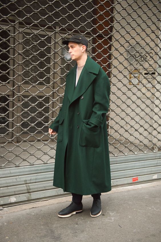 Explore 2025&#8217;s Top Men&#8217;s Fall Street Outfits: From Classic Elegance to Urban Streetwear Trends