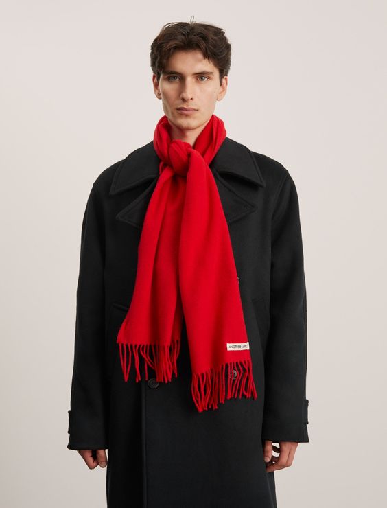 Elevate Your Style: Discover 20 Chic Men&#8217;s Outfits with Scarves for 2025 &#8211; Trendy and Timeless Looks