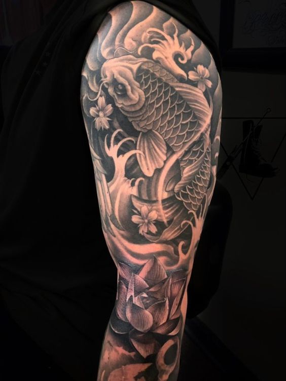 Explore 20 Traditional Japanese Koi Fish Tattoos: Stunning Sleeve Designs for Men in 2025