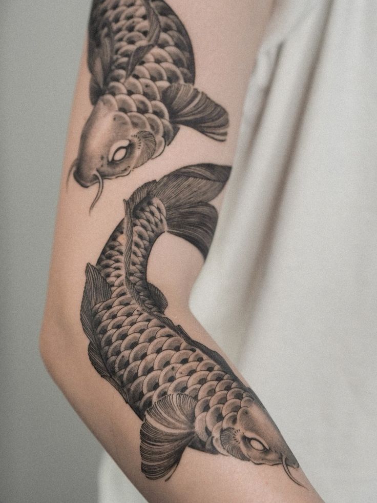 Explore 20 Traditional Japanese Koi Fish Tattoos: Stunning Sleeve Designs for Men in 2025