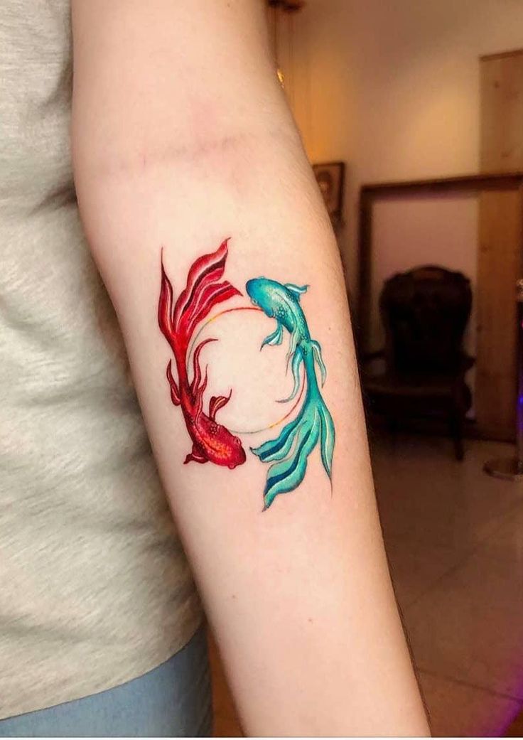 Explore 20 Traditional Japanese Koi Fish Tattoos: Stunning Sleeve Designs for Men in 2025