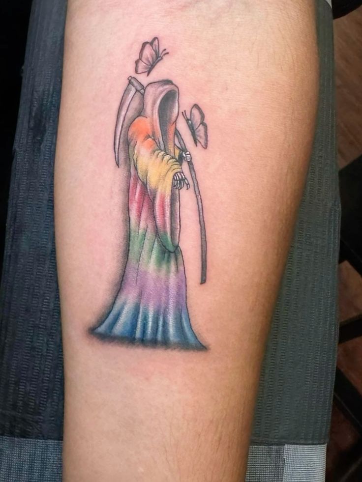 19 Ideas for Santa Muerte Tattoos: A Deep Dive into Symbolism and Style
