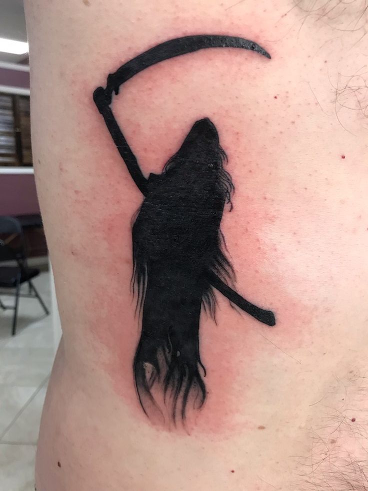 Discover 20 Grim Reaper Tattoo Ideas for Men &#038; Women: Realistic, Traditional, Cute, and Neo-Traditional Designs