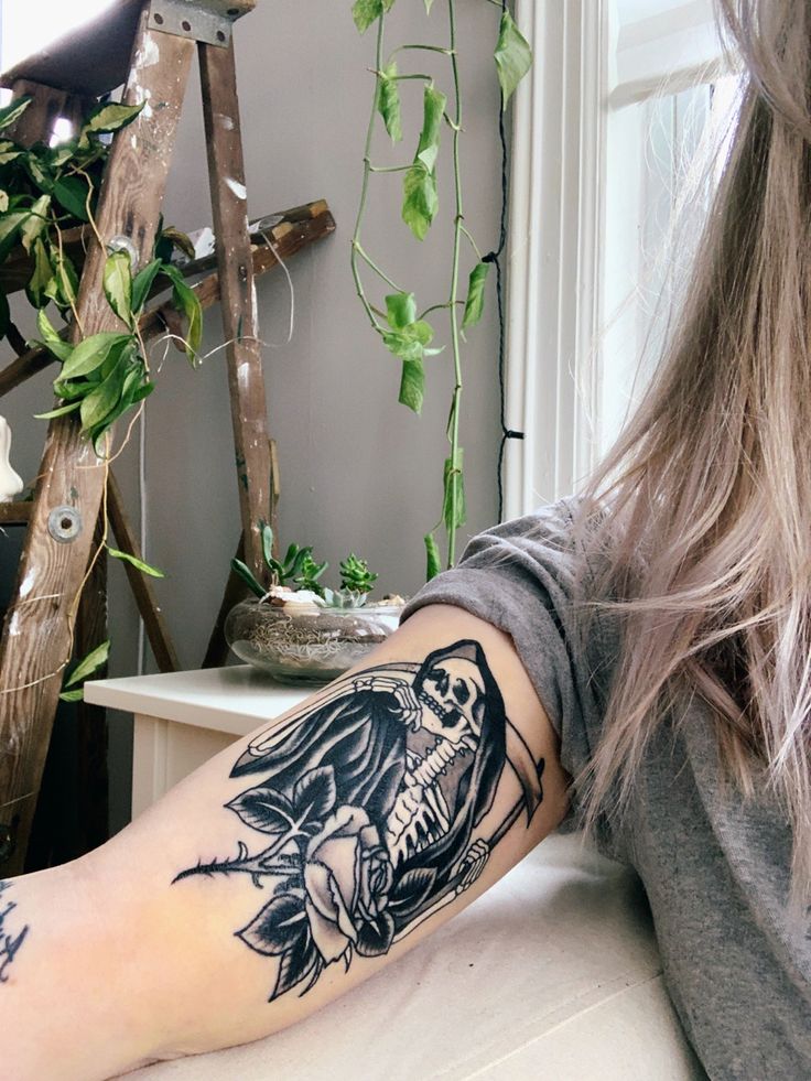 Discover 20 Grim Reaper Tattoo Ideas for Men &#038; Women: Realistic, Traditional, Cute, and Neo-Traditional Designs