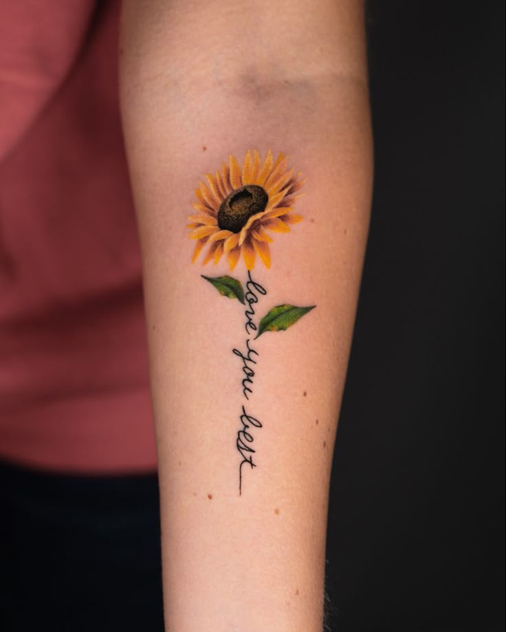 24 Ideas for Sunflower Tattoos in 2025: Unique and Stunning Designs for Every Style
