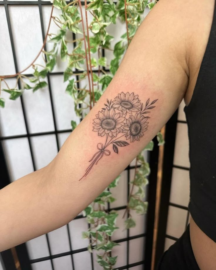 24 Ideas for Sunflower Tattoos in 2025: Unique and Stunning Designs for Every Style