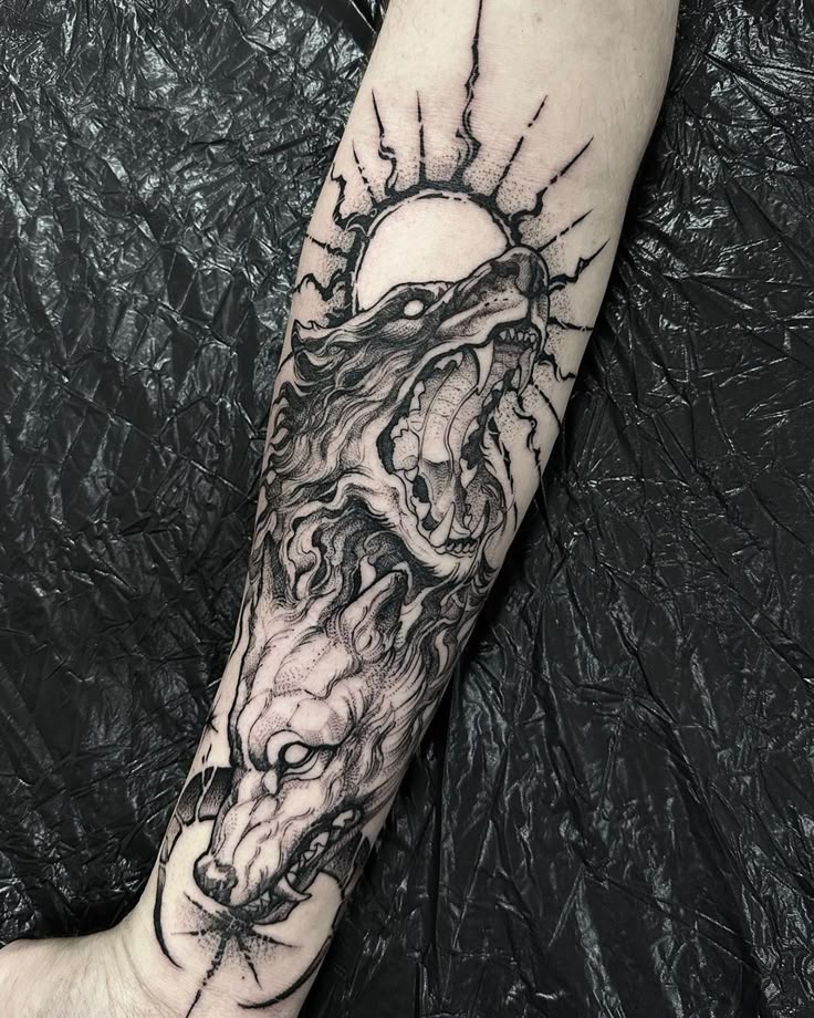 27 Wolf Tattoo Ideas for 2025: Bold, Artistic, and Meaningful Designs