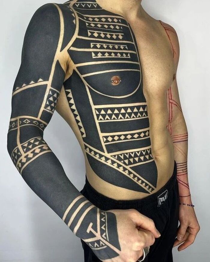 Discover Bold Blackout Tattoo Ideas 2025: Full Sleeve, Geometric, Abstract, with White Ink